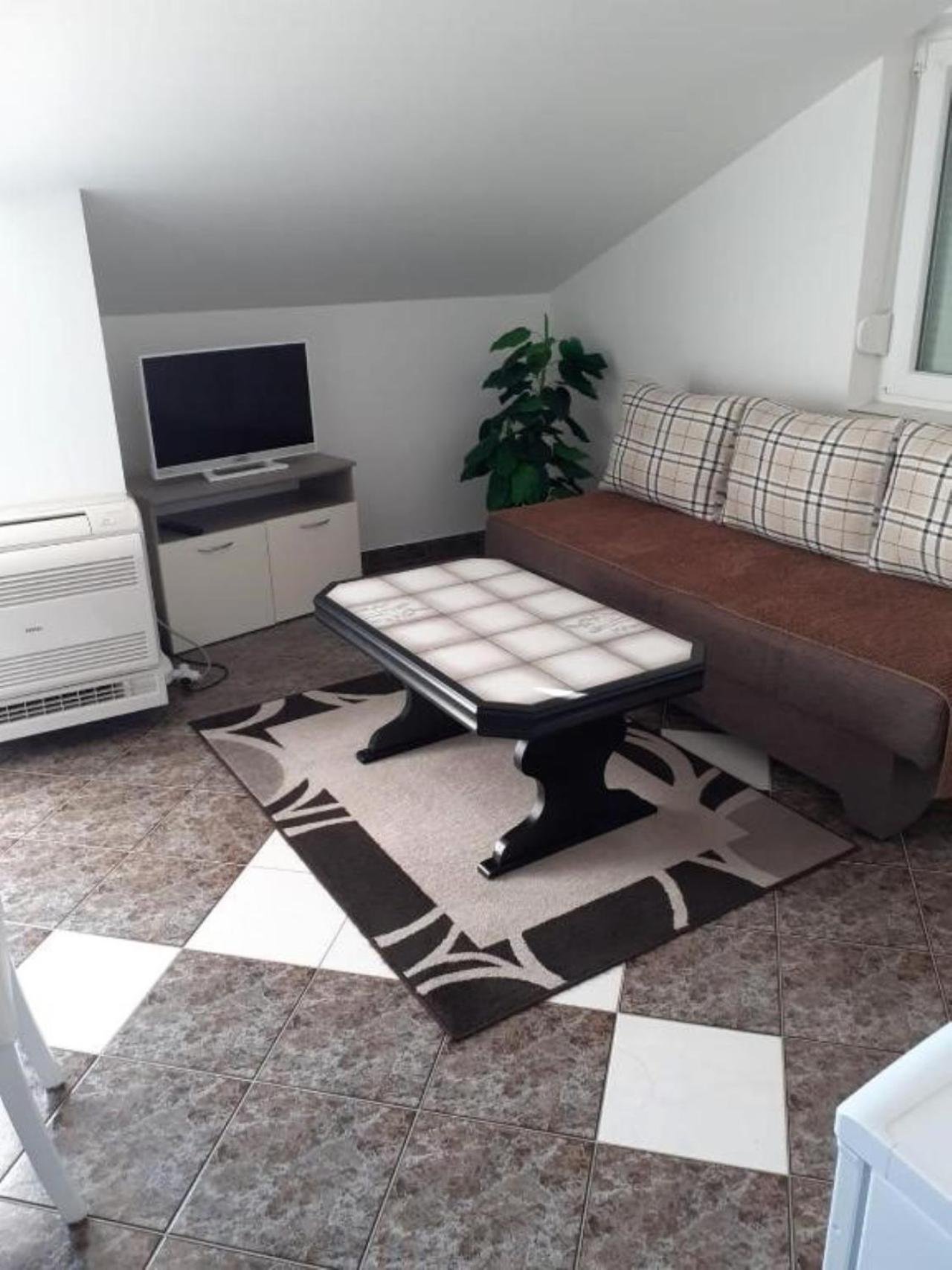 Guest House Lucija Banjol 客房 照片