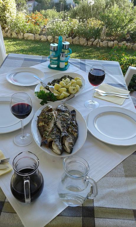 Guest House Lucija Banjol 外观 照片